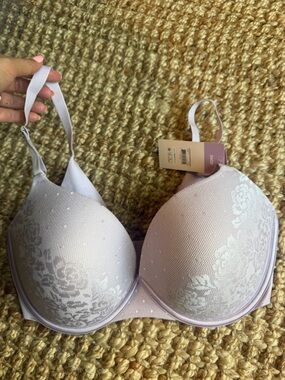 Lilac colored Lace Push Up Bra - 36DD